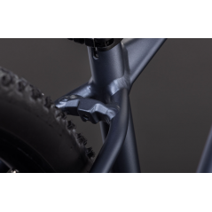 detalle trasero CUBE REACTION SLX