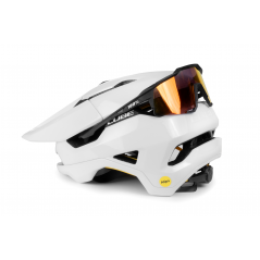 detalle gafas CASCO CUBE TROOPER